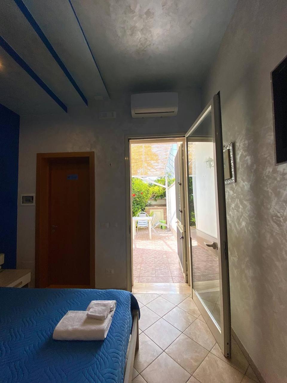 B&B Vistadamare ตอร์เร สเปคเคีย รุจเจรี ภายนอก รูปภาพ