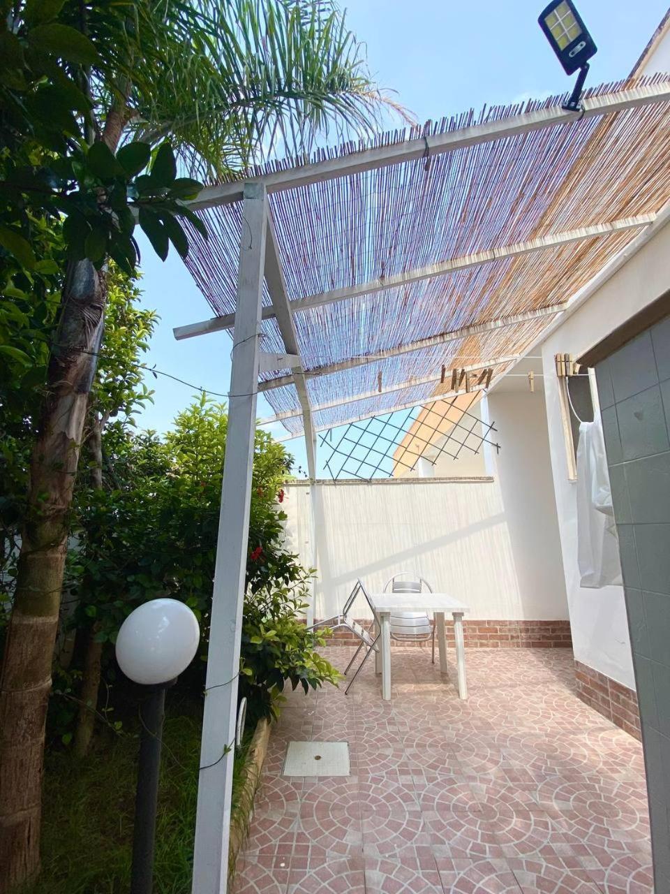 B&B Vistadamare ตอร์เร สเปคเคีย รุจเจรี ภายนอก รูปภาพ